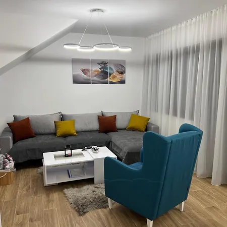 Ruza Vetrova A1- Duplex דירה Nova Varoš